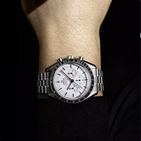 omega speedmaster racing 2017 white dial|omega white speedmaster daniel craig.